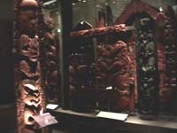 Maori carvings, War Memorial Museum